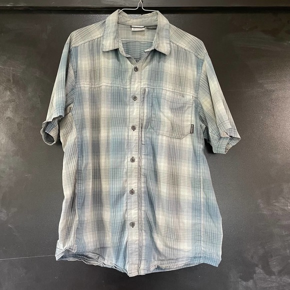 Columbia Omniwick Medium Blue Plaid Shirt Men Fishing Short Sleeve Button Collar - Picture 1 of 5